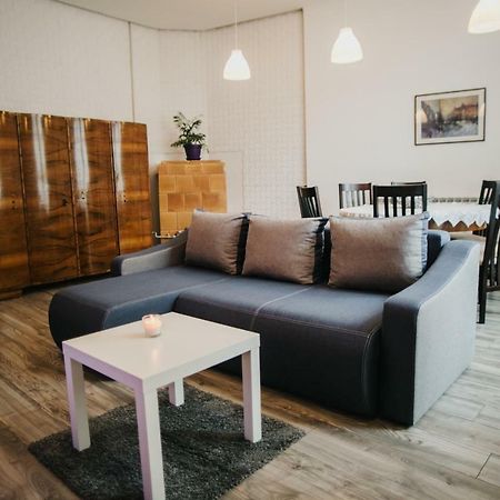 Old School Zagreb Apartment Ngoại thất bức ảnh